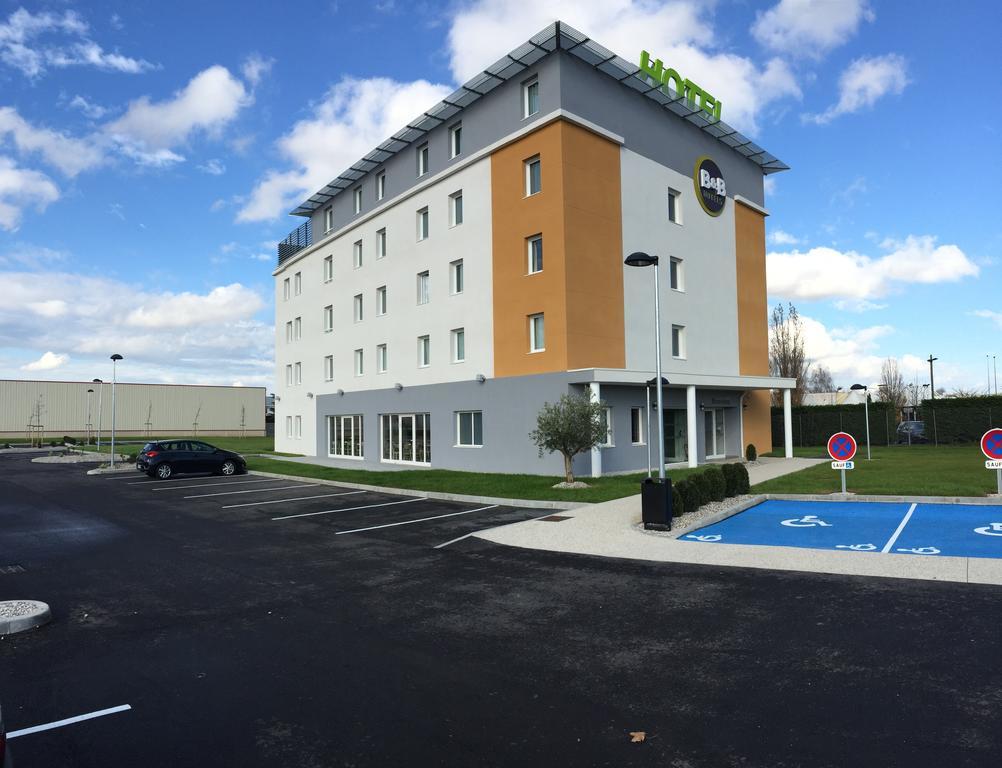 B&B Hotel Lyon Eurexpo Chassieu Exterior photo