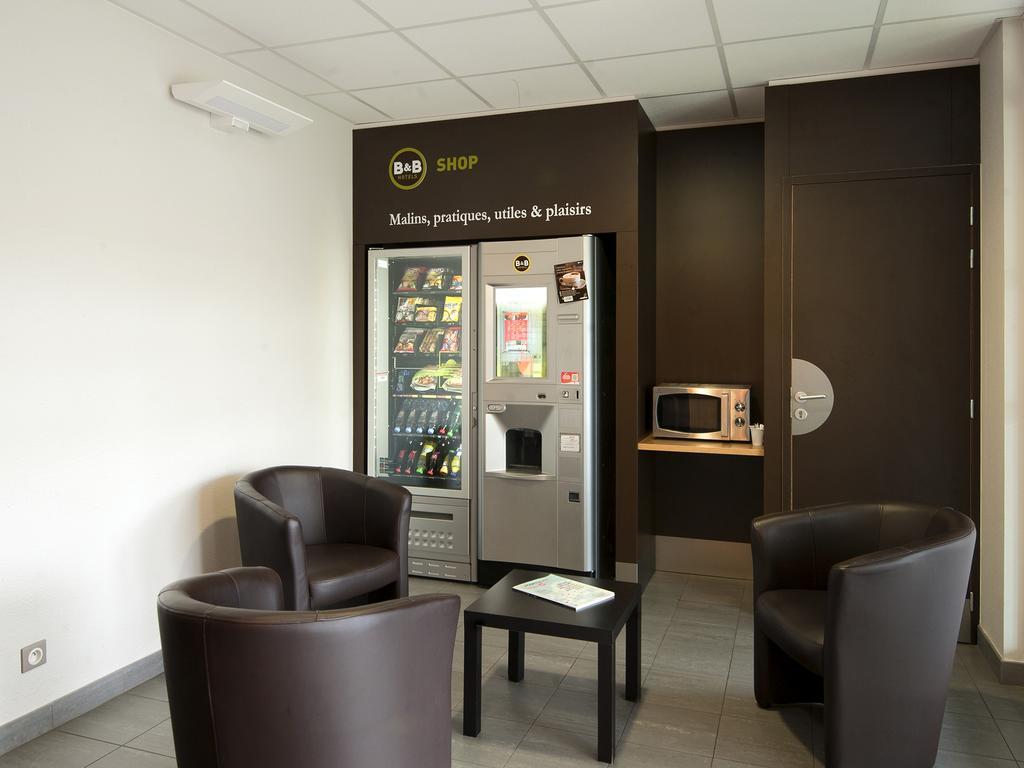B&B Hotel Lyon Eurexpo Chassieu Exterior photo